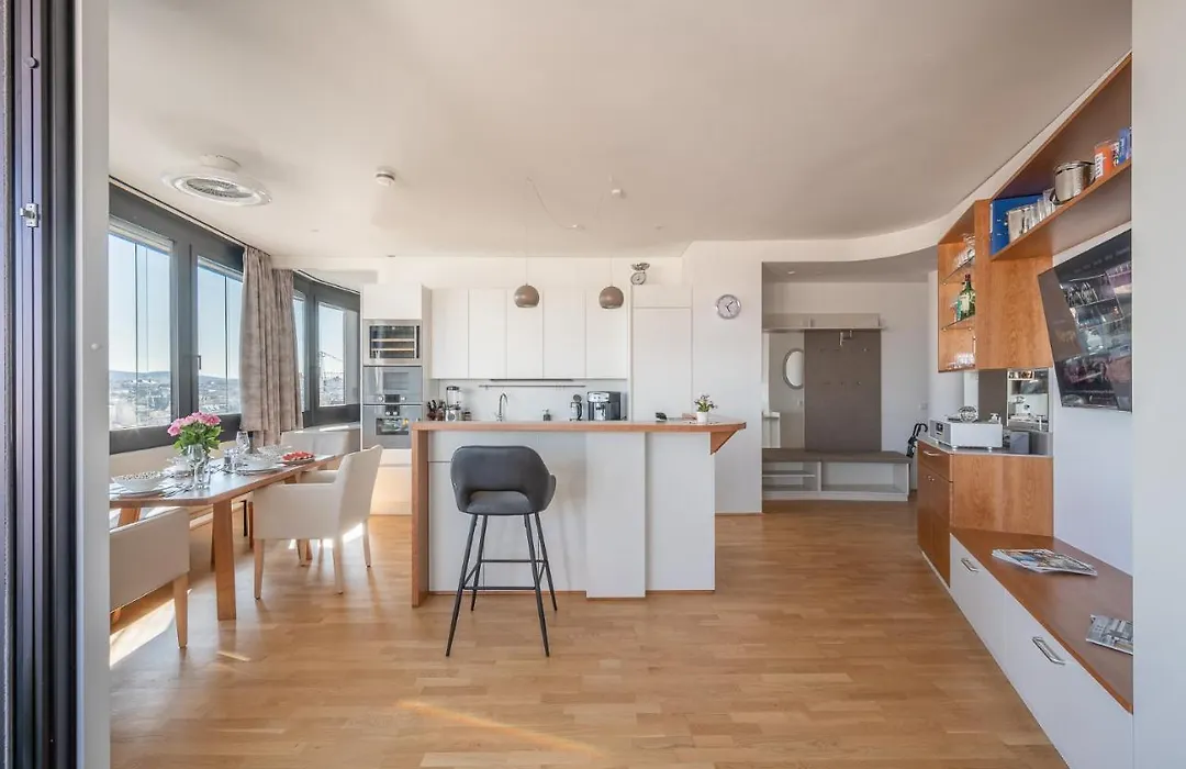 Skyflats Vienna - Rooftop Apartments-1